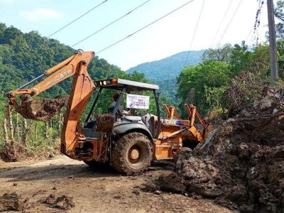 Gobierno actúa en Veracruz tras fuertes lluvias con maquinaria y apoyo