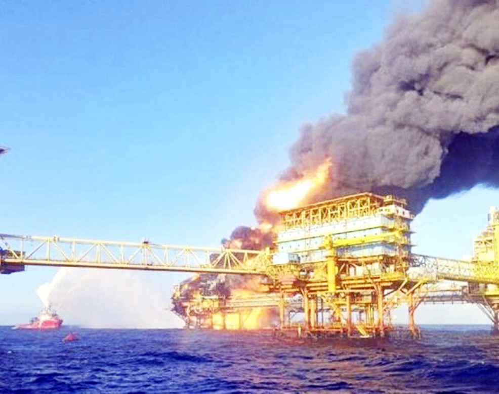Pemex niega contaminación grave en la Sonda de Campeche