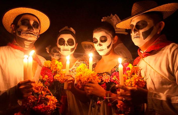 Janal Pixán o Halloween en Yucatán: Tradición vs Globalización