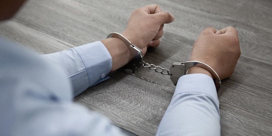 Detención de Funcionarios en Chiapas por Venta Irregular de Plazas