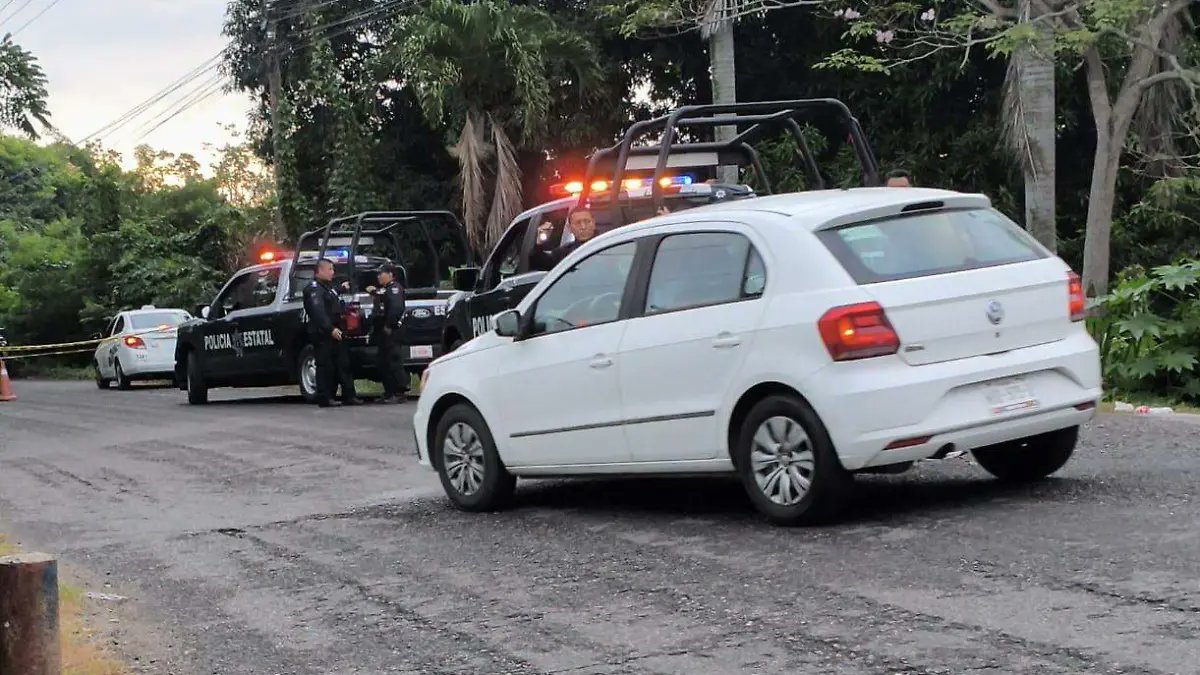 Violencia en Tabasco: Hallan tres cuerpos sin vida; dos de ellos dentro de un taxi