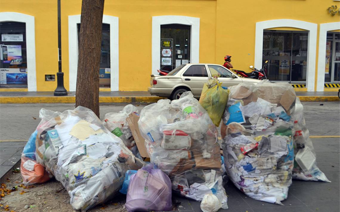 Tabasco castigará con multas o cárcel a quienes tiren basura