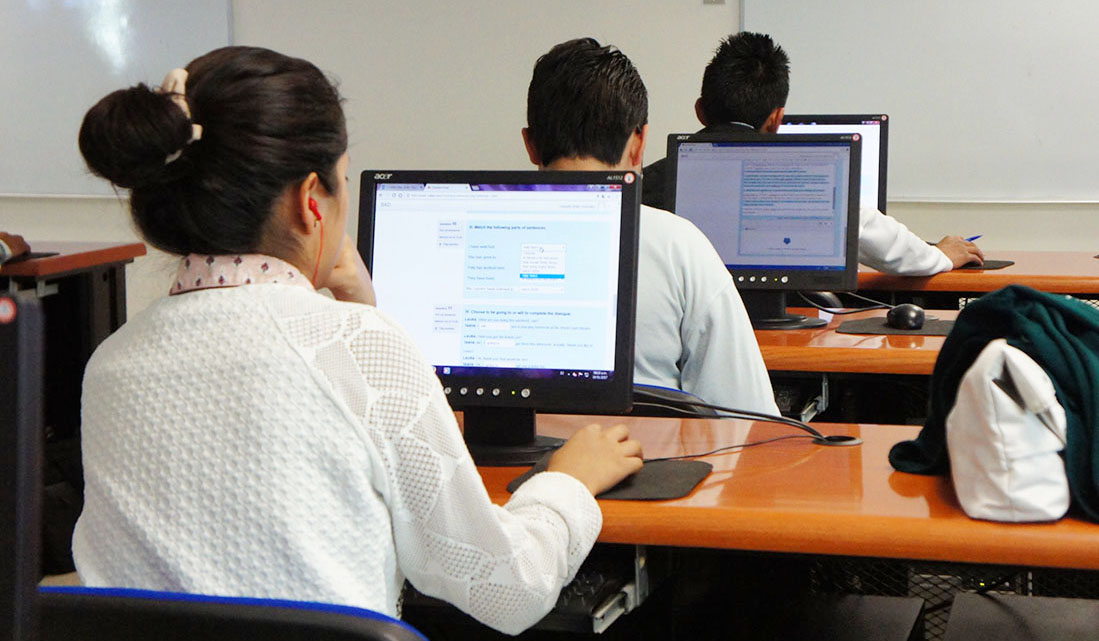 SEP lanza prepa en línea gratuita: Convocatoria 2026