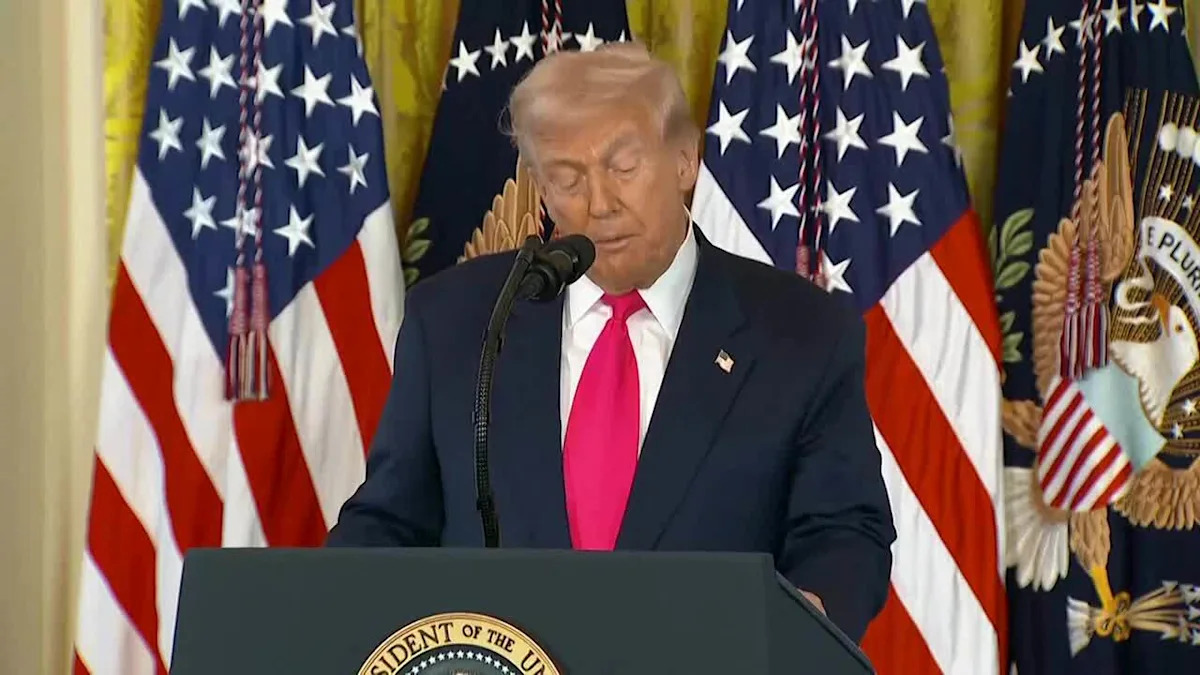 Trump demanda a la BBC y exige $5 000 millones