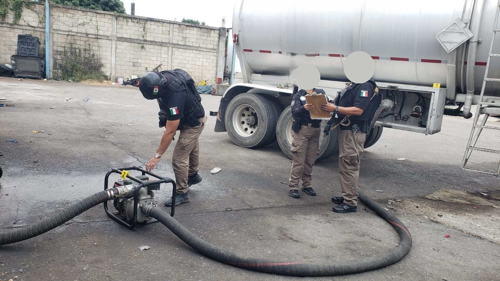 Fgr asegura 32 mil litros de hidrocarburo en Yanga