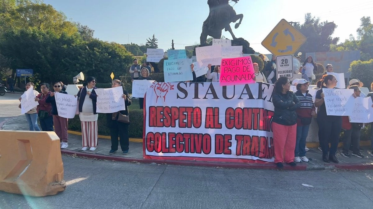 Miles de trabajadores de la UAEM sin aguinaldo en Morelos