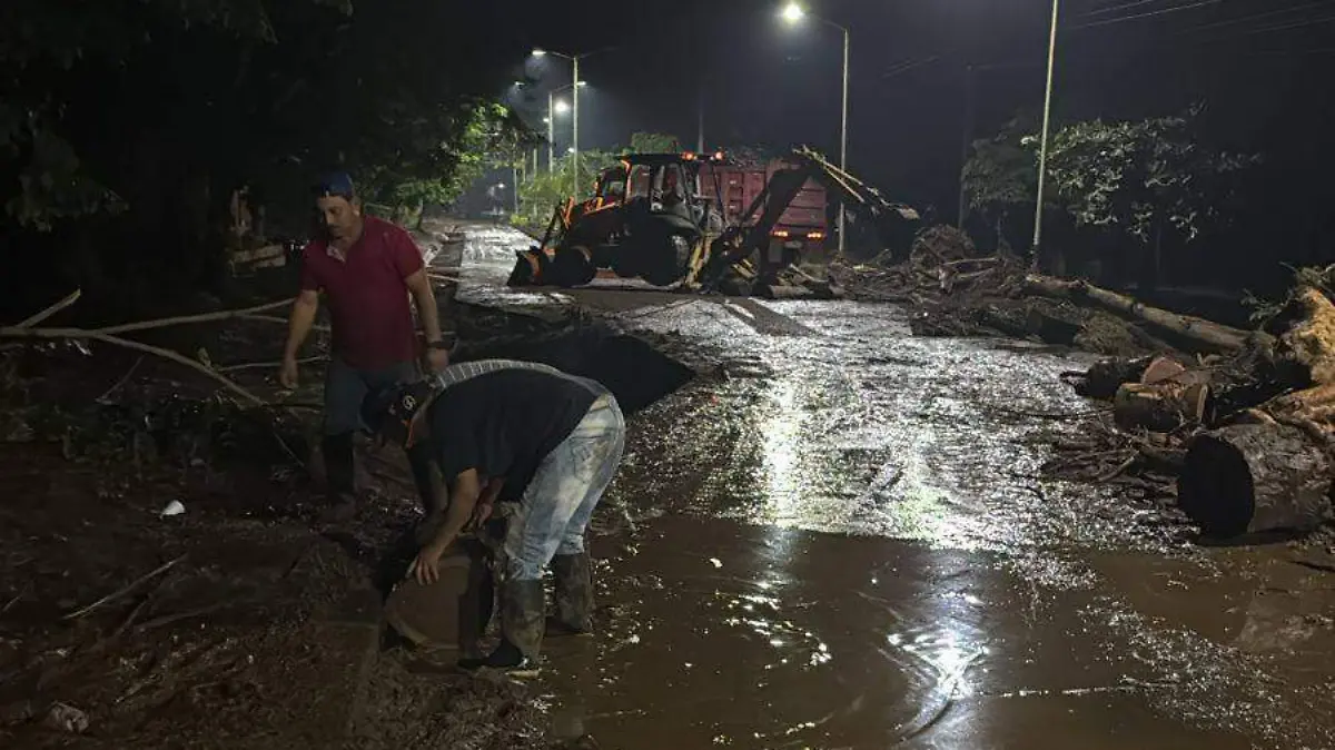 Tragedia en Veracruz: Inundaciones y muerte de jinete en Los Tuxtlas