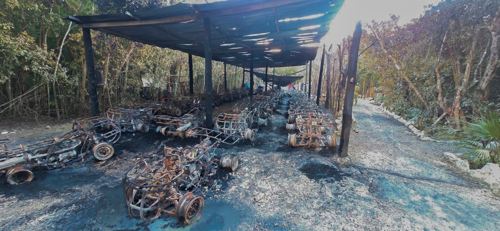 Corto circuito causó incendio de cuatrimotos en Cozumel, confirma FGE
