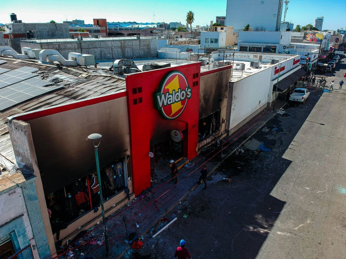 Liberan a 5 por incendio Waldo's Hermosillo; Fiscalía apelará