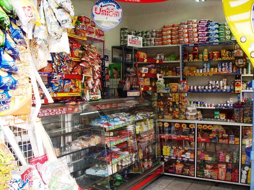 Alza a IEPS en Yucatán amenaza con cierre del 15% de tienditas