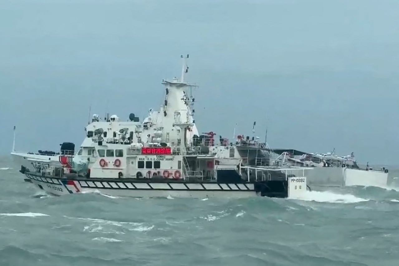 China rodea Taiwán con despliegue militar; Taipéi rechaza a EU