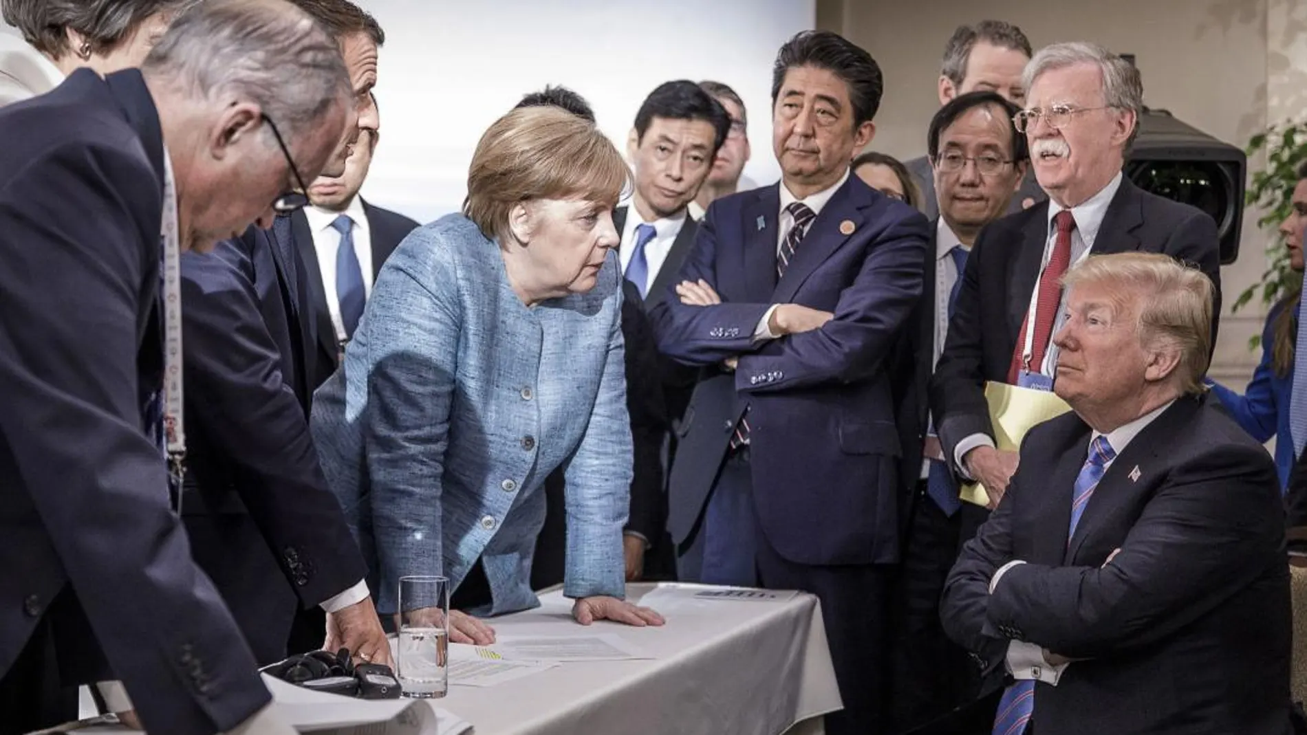 Presidentes de Alemania y Francia alertan contra Trump