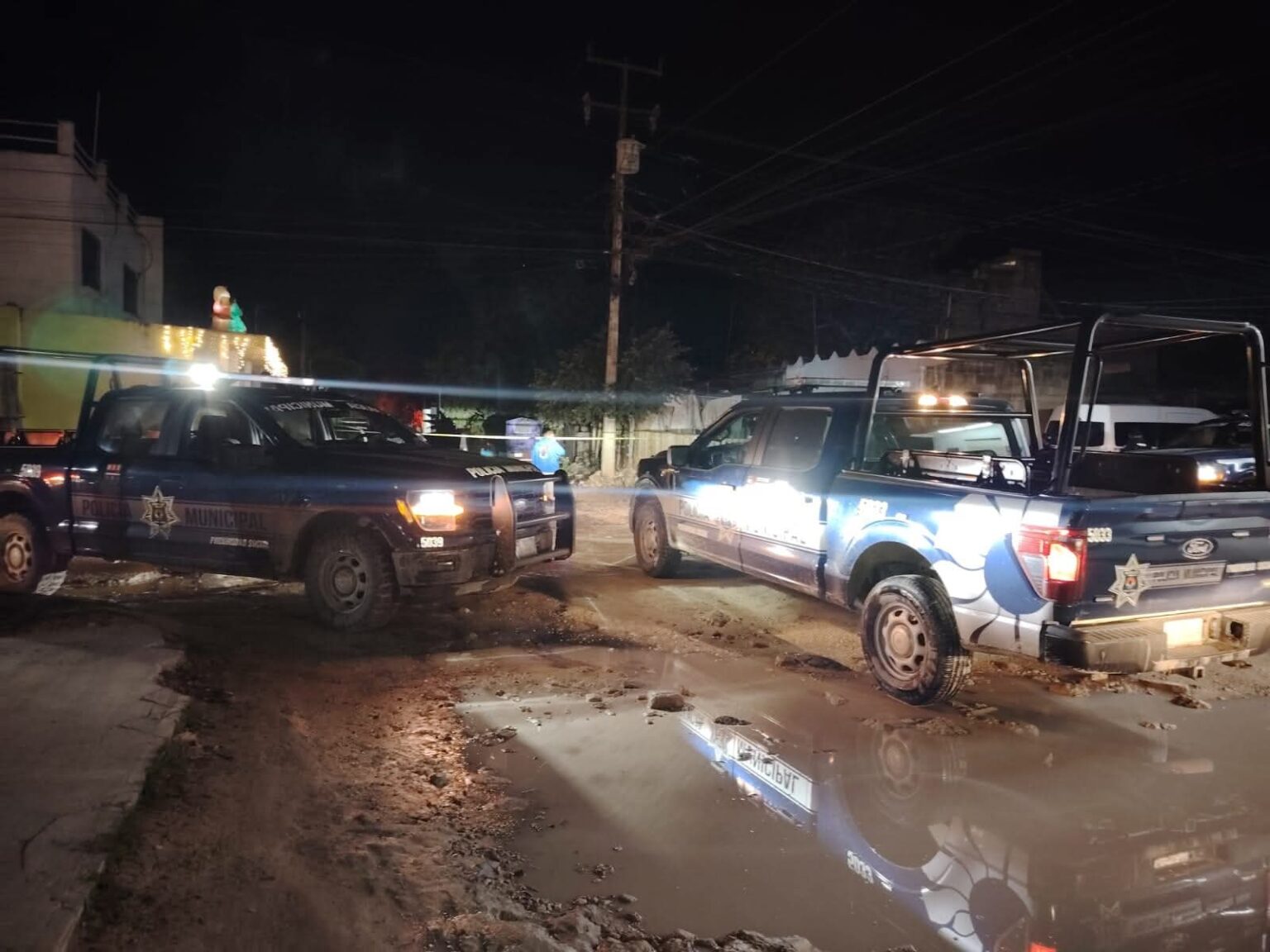 Persecución y balacera en Cancún tras robo de Suburban de lujo