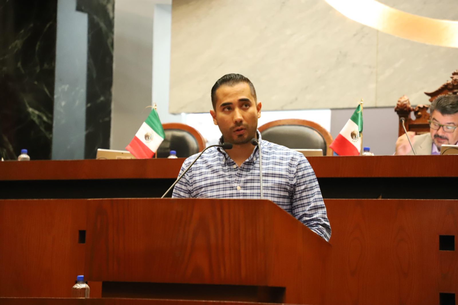 Diputado propone 50% de descuento en peaje de Autopista del Sol